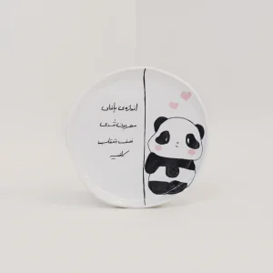 بشقاب سرامیکی کنترل وعده غذایی با طرح پاندا و نوشته طنز اندازه ی پاندای مهربون شدی نصف بشقاب کافیه